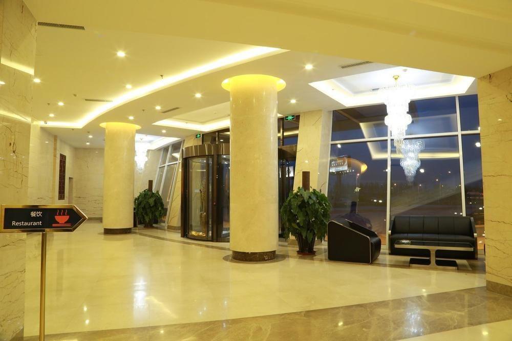 Huihao Business Hotel Tiencin Zewnętrze zdjęcie